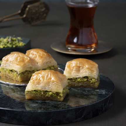 Fıstıklı Baklava 1 kg